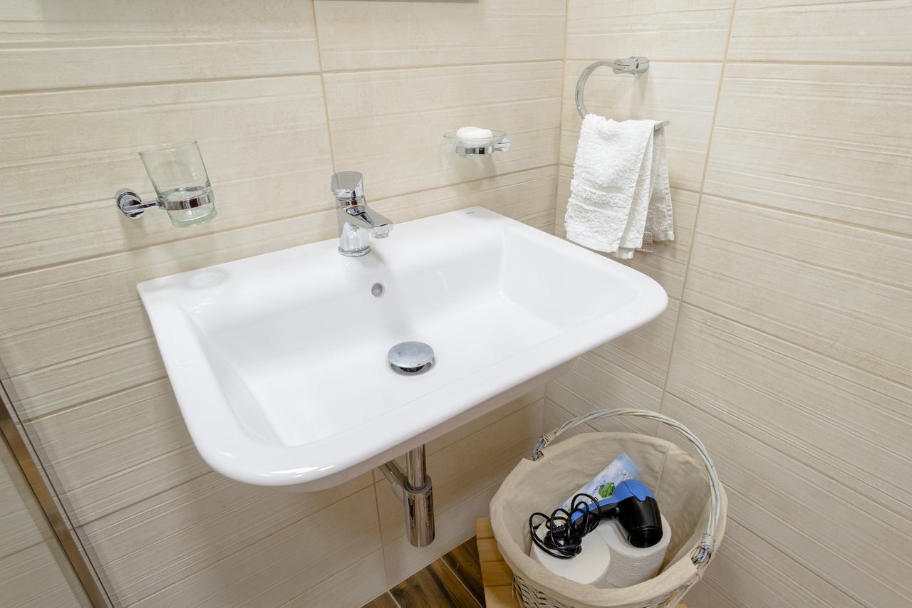 Apartman Arte โนวีซาด ภายนอก รูปภาพ