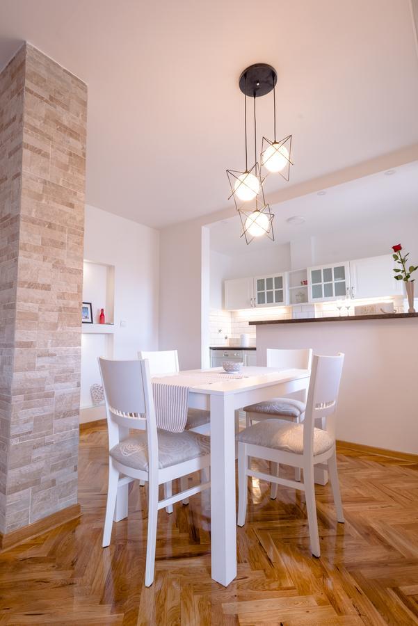 Apartman Arte โนวีซาด ภายนอก รูปภาพ