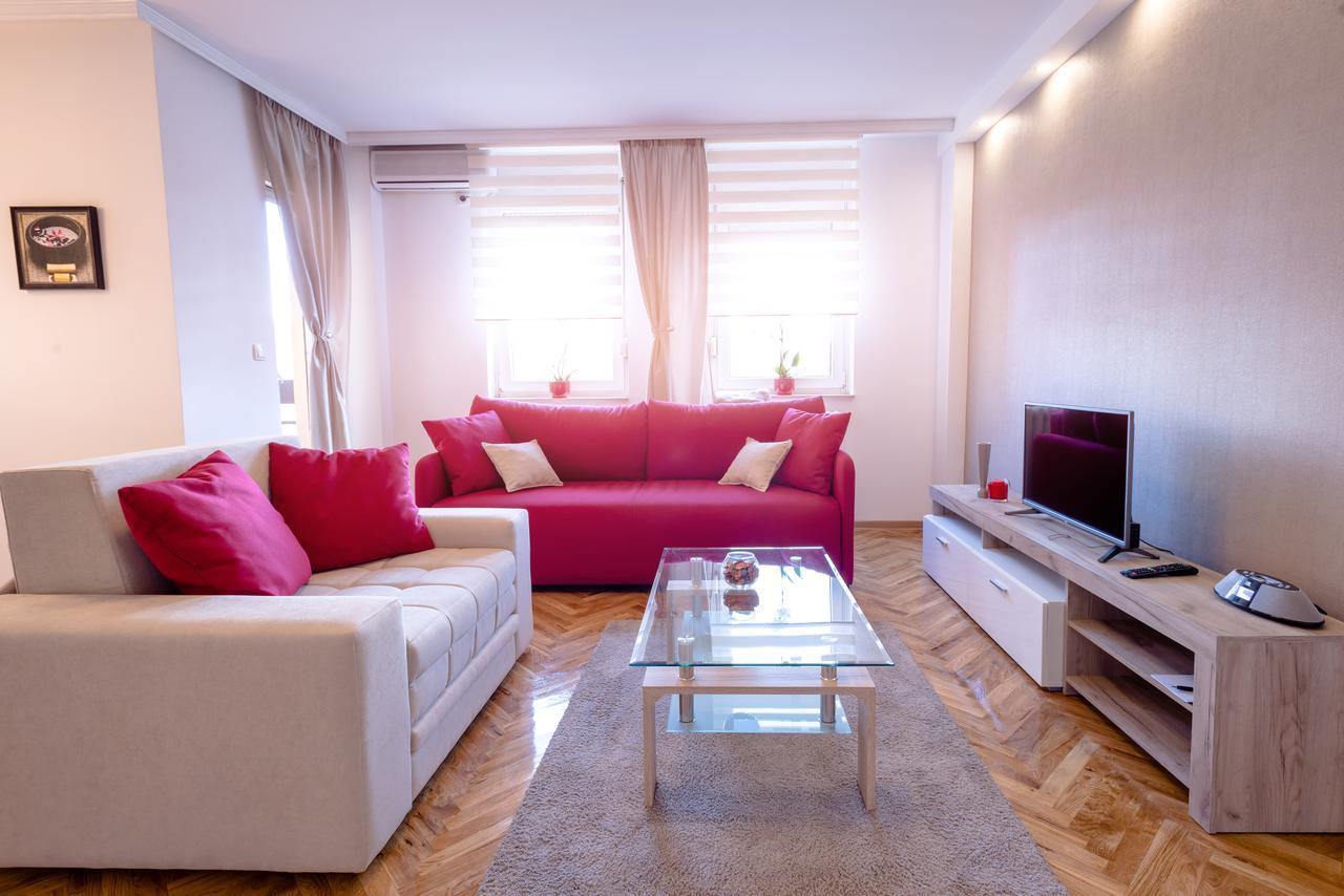 Apartman Arte โนวีซาด ภายนอก รูปภาพ